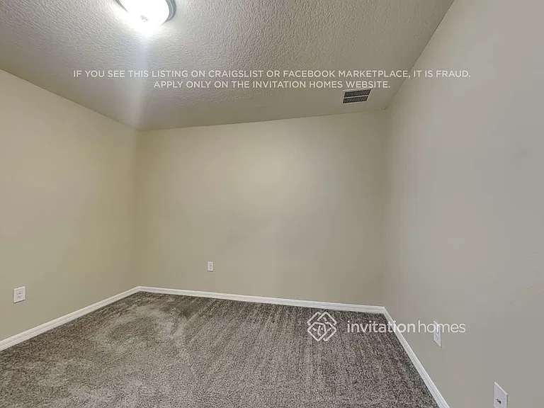 4500 Holstein St — Photo 17