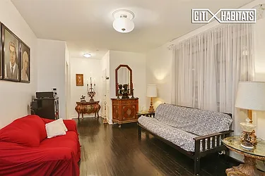 Sold by Citi Habitats