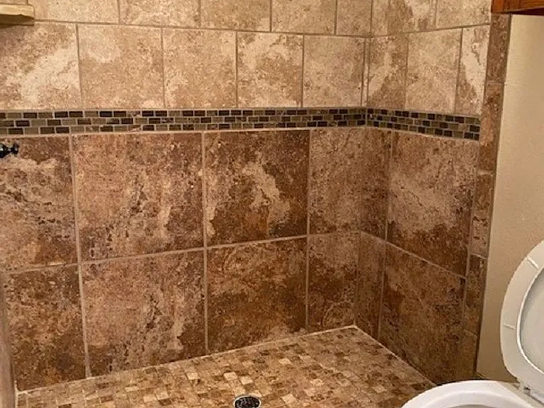 2422 SW A Ave — Photo 6