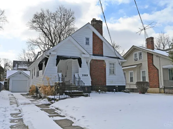 1649 Rose Pl, Cincinnati, OH 45237