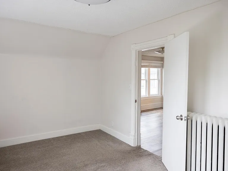 882 Lafond Ave #2 — Photo 8