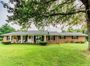 8773 Smith Grove Rd, Scottsville, KY 42164