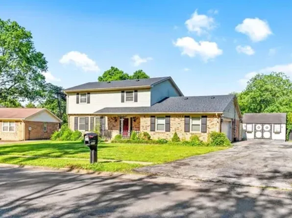 111 Woodmont Dr, Hopkinsville, KY 42240