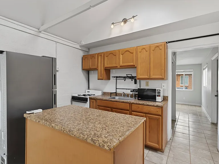 3022 E 1st St #2 — Photo 5