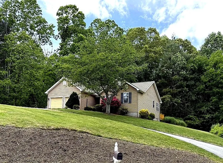 379 High Ridge Dr — Photo 1