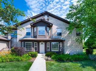 744 Kresswood Dr #744, McHenry, IL
