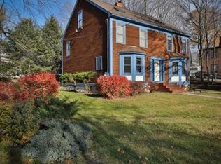 11 Adams St, Merrimac, MA 01860