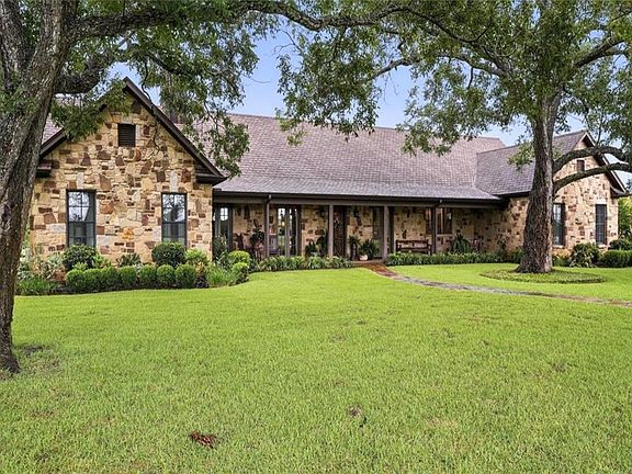 2nd image of 705 Antioch Rd