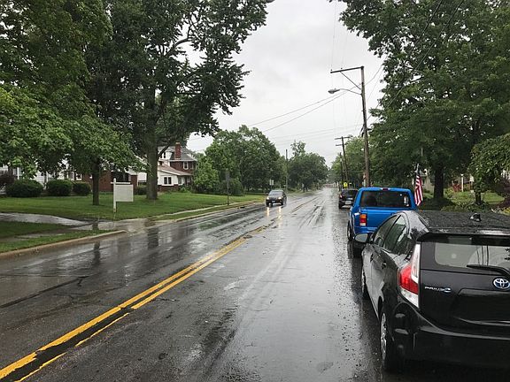 4th image of 838 Quinby Ave
