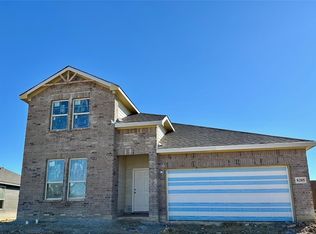 8205 Tomcat Trl, Godley, TX 76044