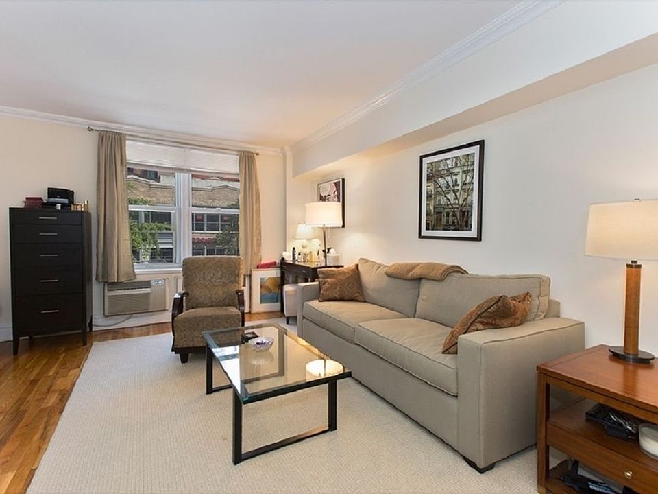 2nd image of 22 W 14th St #2JN