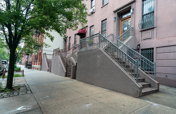 Rented by Julianna Realty Corp | media 46