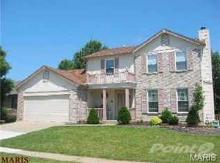 8 Amesbury Ct, Saint Peters, MO 63376