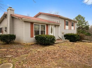 979 Garretts Hideout Rd, Glasgow, KY 42141