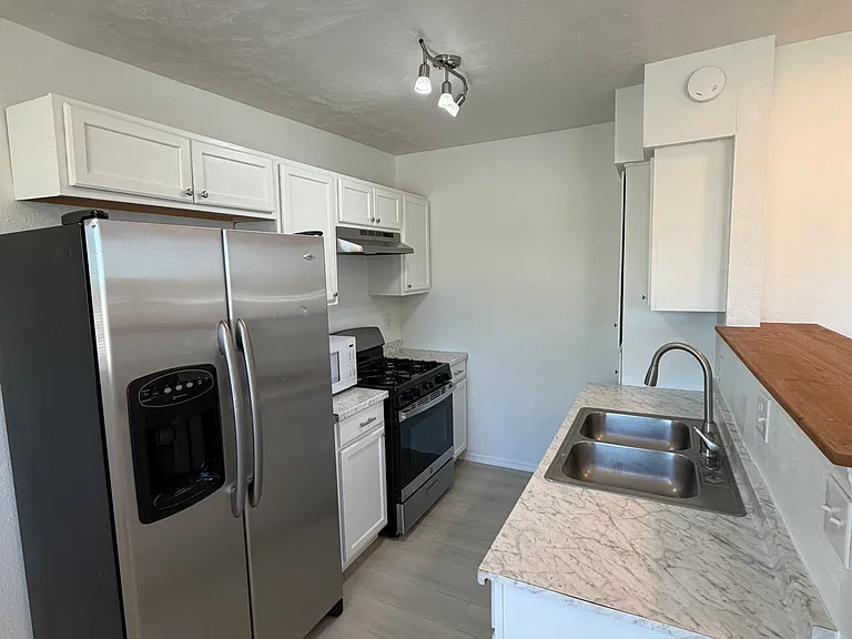 10624 Towner Ave NE #C — Photo 8