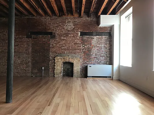 Rented by The Durst Organization | media 17