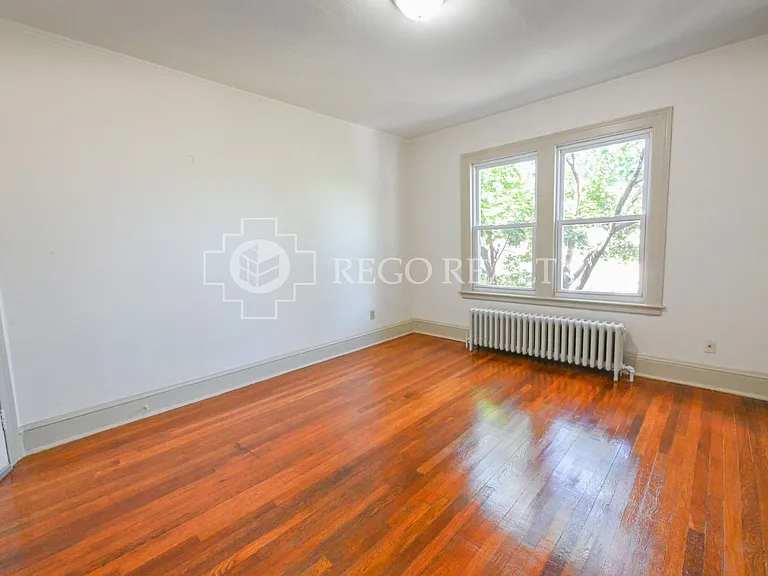 46 Grace St — Photo 25
