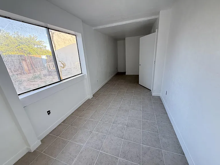 10080 Pyrite Ave — Photo 3