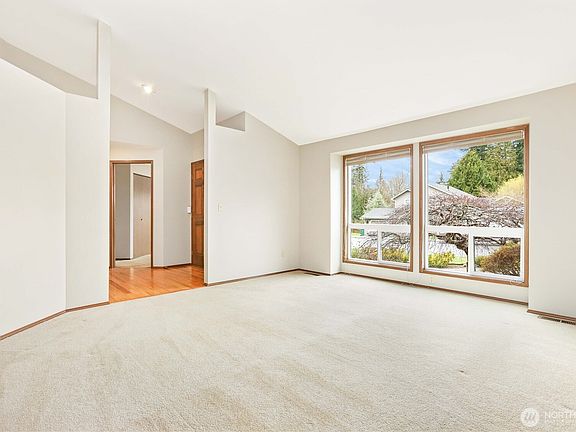 5th image of 18309 26th Drive SE