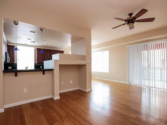 5th image of 31 E Agate Ave Unit 202