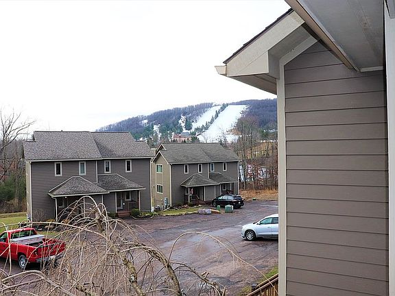 3rd image of 14 Cedar Creek Dr #20