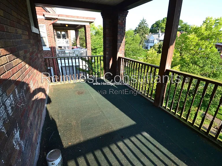 987 Cleveland Ave #2 — Photo 2