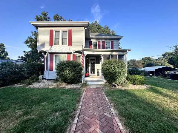 338 S Adams St, Memphis, MO 63555