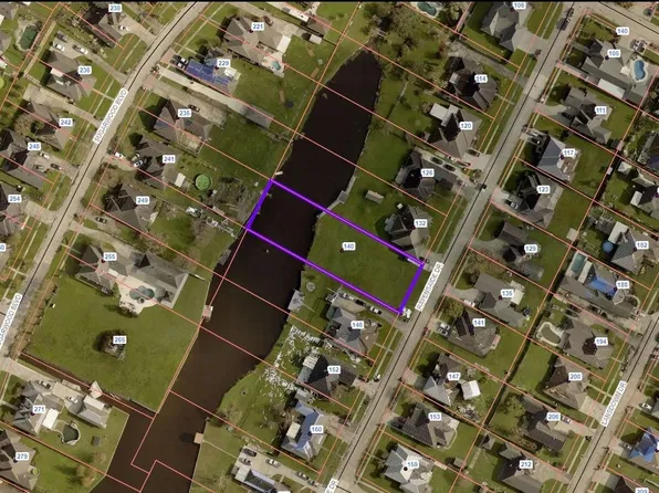 140 Ravensaide Dr, Houma, LA 70360