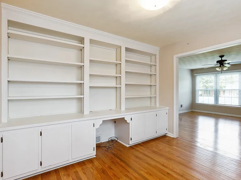 1605 Redwood Way — Photo 17