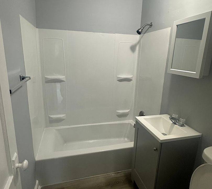 1st image of 46-56 Pyle Ct #48
