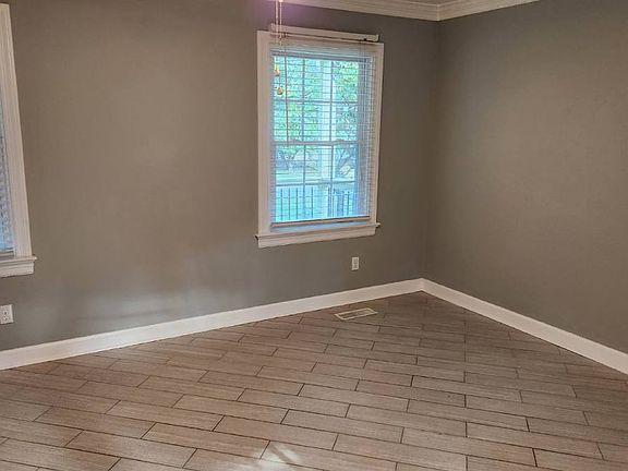 4th image of 8137 Tiffany Ln