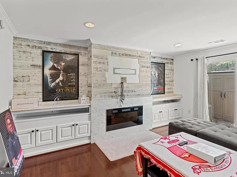 1854 Dutch Village Dr #270 — Photo 4