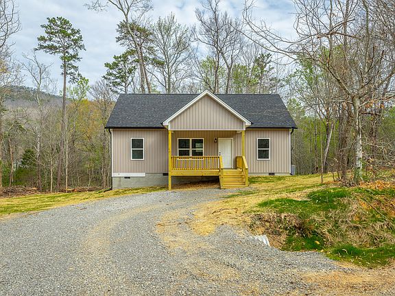 5th image of 77 Pineway Cir