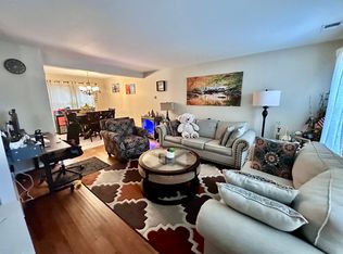 157 Woodbury Rd, Edison, NJ 08820
