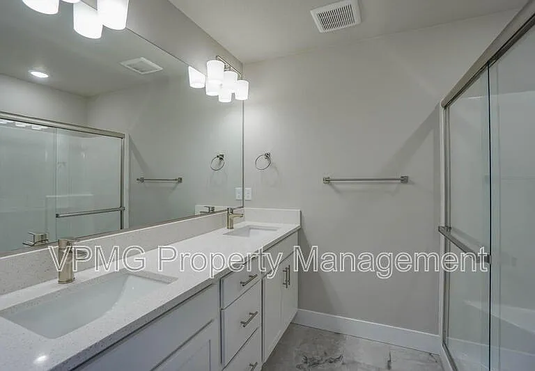 2331 E Otter Loop — Photo 28