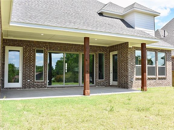 2nd image of 8904 Myranda Ct
