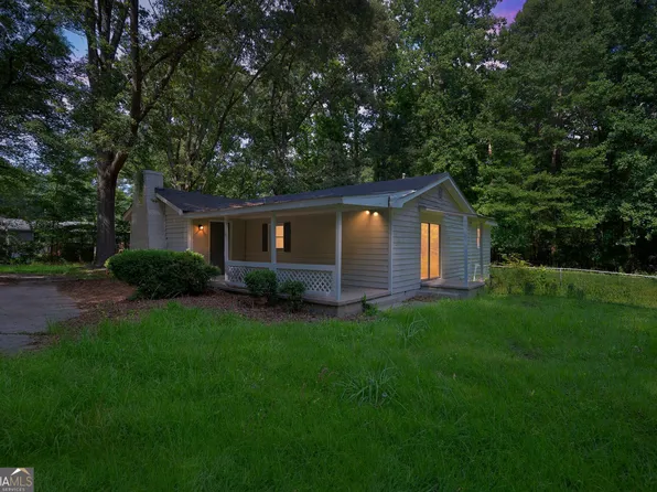 6770 Burkhead Dr, Union City, GA 30291