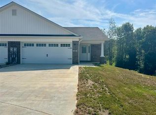120 Webster Ridge Ct, Vine Grove, KY 40175