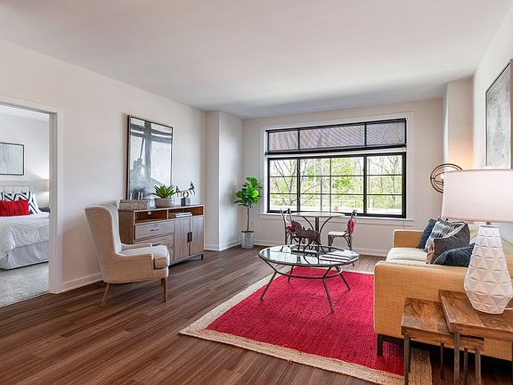 3rd image of 1707 N Market St #417