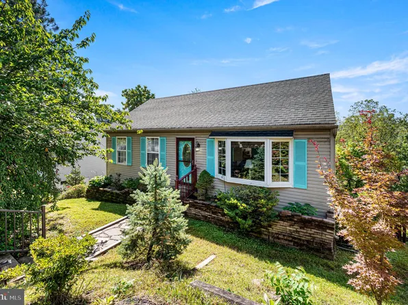 24 Alans Ln, Boyertown, PA 19512