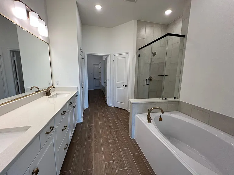 519 Water Ash Ct — Photo 9