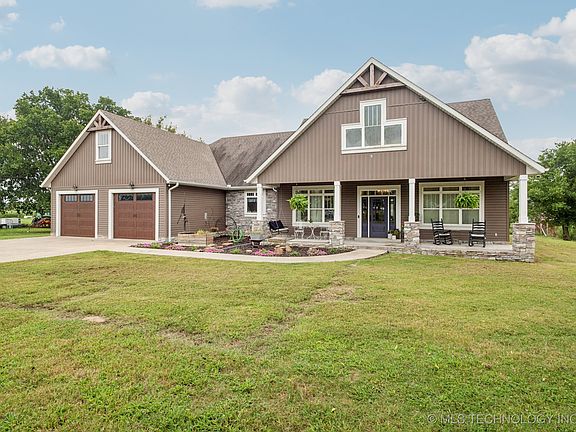 2nd image of 791 Wild Rose Rd