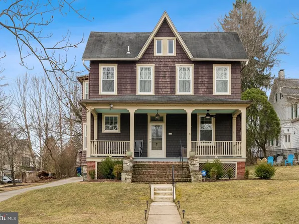 1811 Dixon Rd, Baltimore, MD 21209