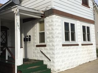 206 Clark St APT 3, Aurora, IL 60505