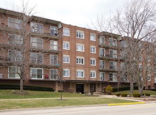 9500 N Washington St APT 311, Niles, IL 60714