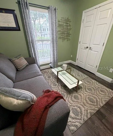 102 Grinnell Pl — Photo 9