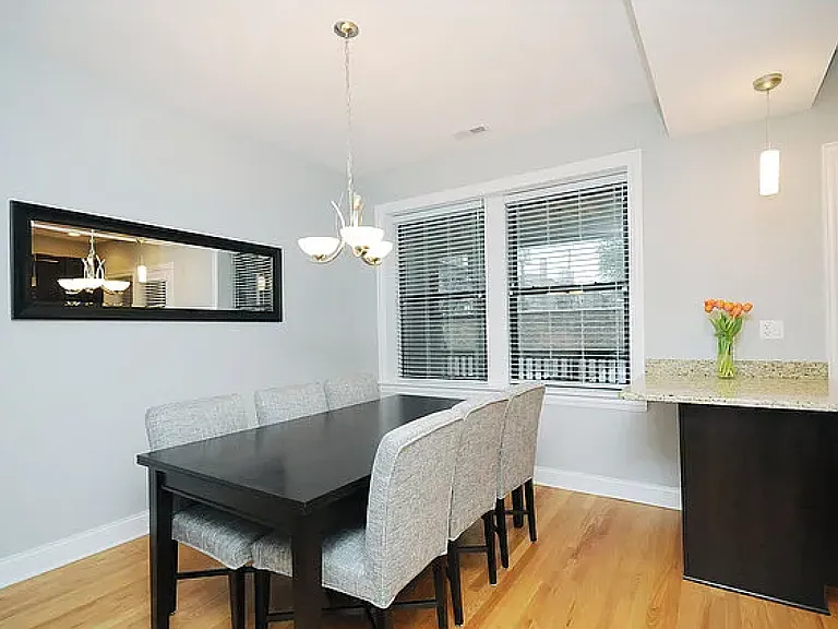 1219 W Lawrence Ave #1 — Photo 9
