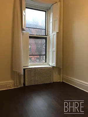 Rented by Brooklyn Heights Real Estate Inc | media 26