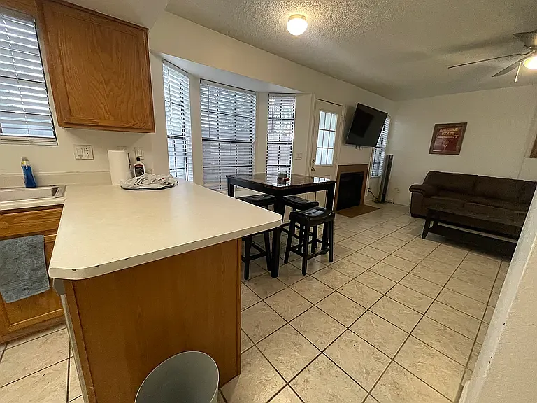 820 W University Dr #2 — Photo 11