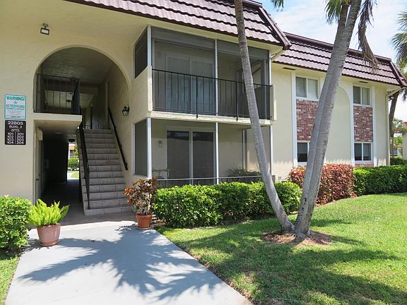 3rd image of 22805 SW 66th Avenue #101